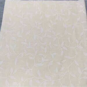 Ivory Cotton Fat Quarter Quilting Fabric 18"x22" Leaf Pattern Sewing Crafts